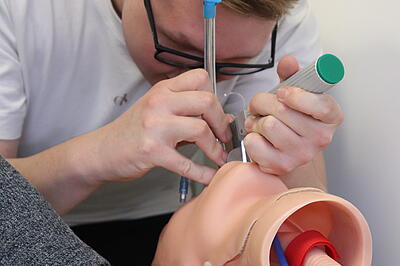 Notfallsymposium Intubation am Modell 2024