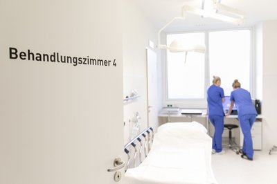 AKMS Behandlungszimmer