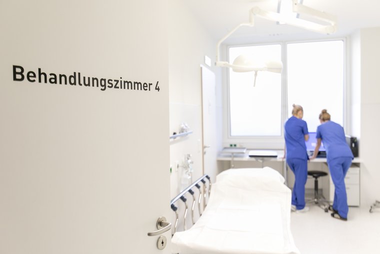 AKMS Behandlungszimmer