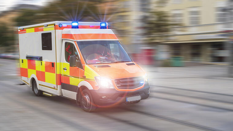 Hintergrundbild Notarztwagen im Einsatz